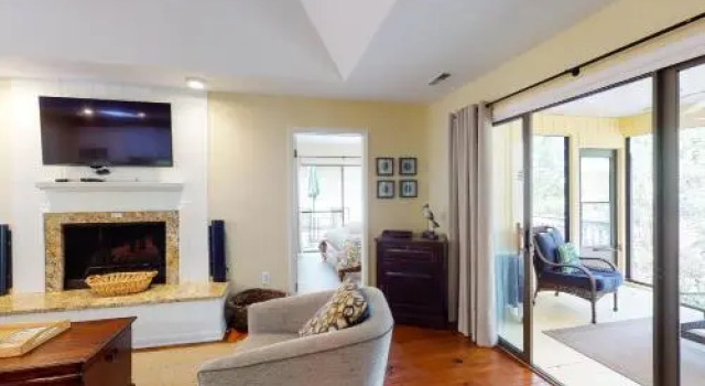 1054 Sparrow Pond Cottage, Забронировать Дом для отпуска Киава-Айленд Lowcountry, рядом с Парк Kiawah Beachwalker