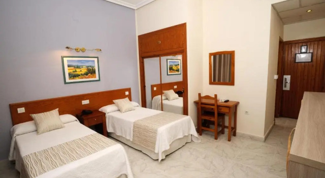 Трёхместный номер Standard Hotel Complejo Los Rosales