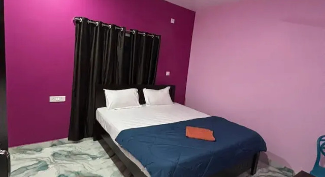 Hotel Singh Inn Bhubaneswar, Rezerwuj Hotel Hotele w Bhubaneshwar z parkingiem, Parking