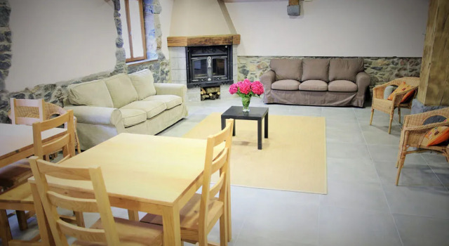 Hostal Lopenea, Reservar Hotel Leitza Navarra