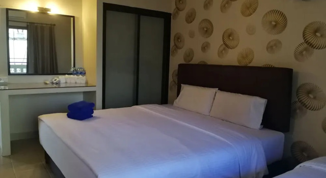 Трёхместный номер Standard с балконом Mana Residence
