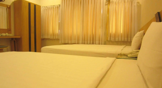 Song Anh 2 Hotel, Забронировать Отель Отели Хошимина с парковкой, рядом с Парк Тао Дан, Парковка