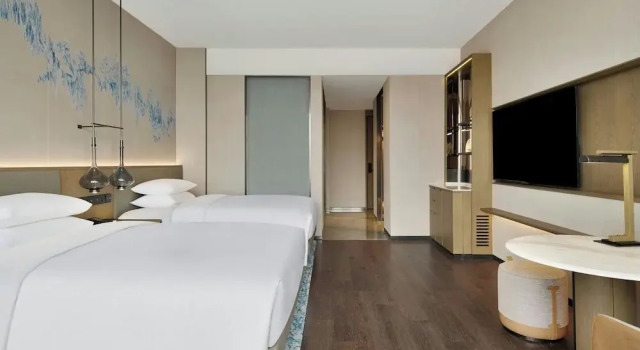Номер Standard Courtyard by Marriott Nantong