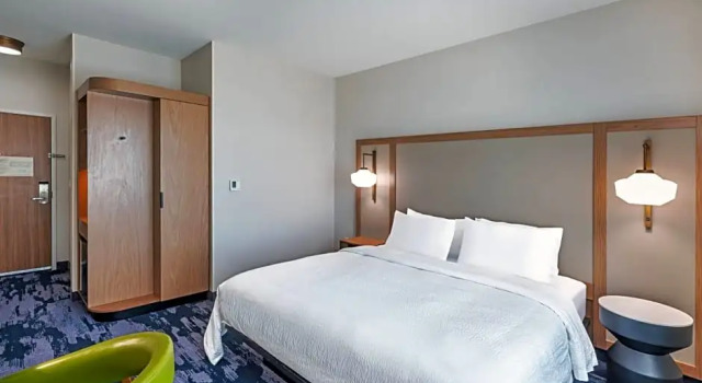 Студия Fairfield by Marriott Inn & Suites Aberdeen, SD