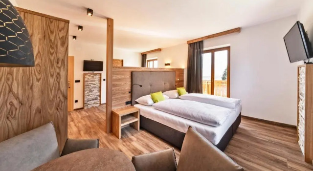 Полулюкс Hotel Garni Sonngart