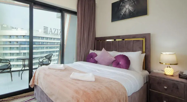 Апартаменты с балконом и с видом на город Silk Valley - Luxury 3BR with City View