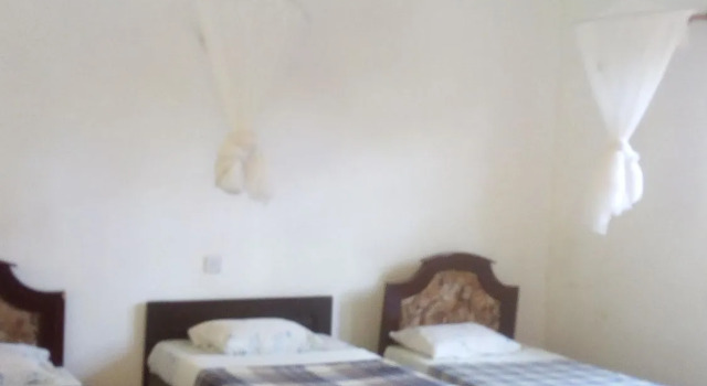 Kitolie Home and Lodge, Varaa Hotelli Moshi Hai