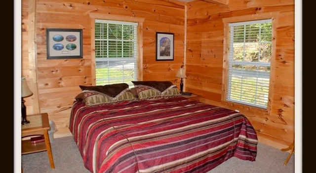 Bearly Hidden Ridge 5 Bedroom Cabin by RedAwning
