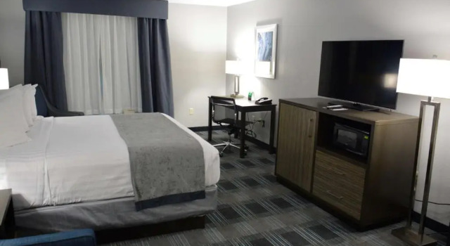 Номер Standard Best Western Town Center Inn