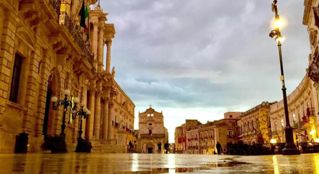 A 50 passi dal Tempio di Apollo, Book Hotel Hotels in Sicily with Parking, Parking