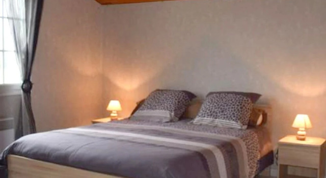 House With 5 Bedrooms in Ahetze, With Wonderful Mountain View, Private, Prenota Hotel Hotel a Aquitania con parcheggio, Parcheggio