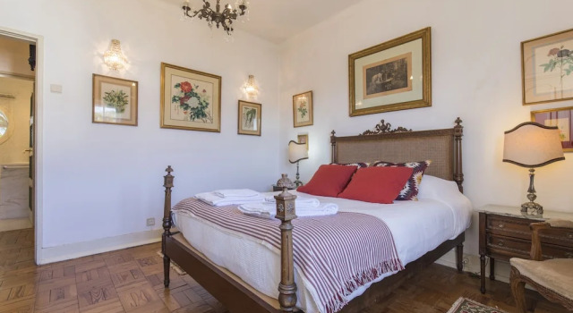 Апартаменты Rustic Seaview Apartment in Cascais