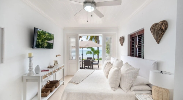 Exceptional Beachfront Living - Milord Sunsets 3 Bedroom Home by Blue Sky Luxury, Réserver Maison de vacances Cottages à Appleby, Cottage