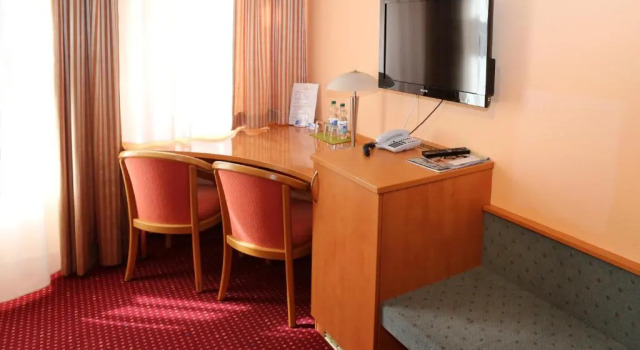 Трёхместный номер Standard Wincent Hotel GmbH