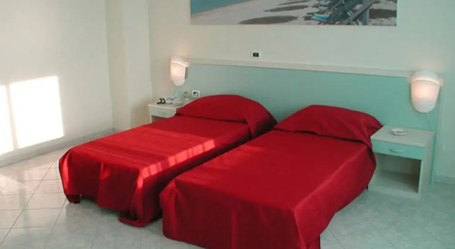 Cliffs Hotel, Book Hotel Joppolo Calabria
