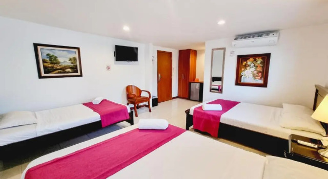Camera quadrupla Standard Hotel Karlo