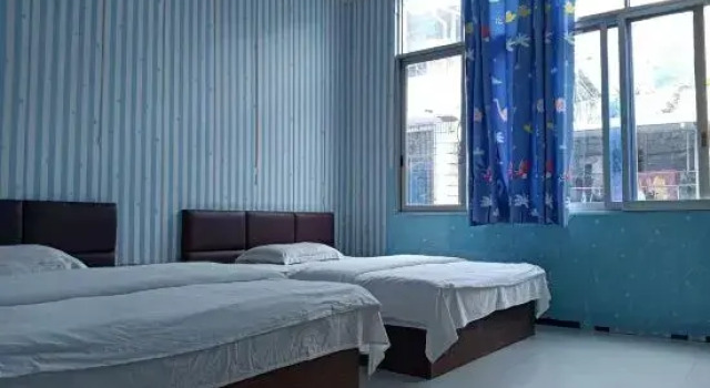 Hechi Abundant Hotel, Забронировать Отель Отели Гуанси-Чжуанский автономного района с парковкой, Парковка