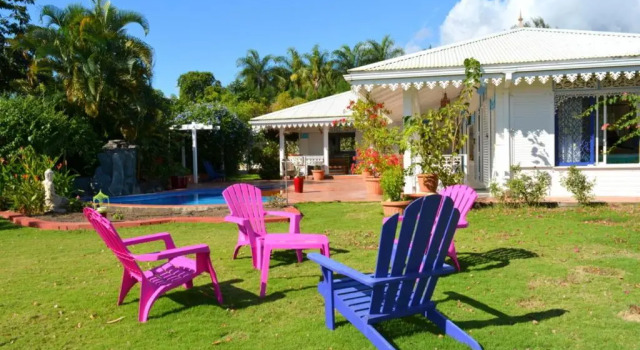Вилла Villa Tangara - Faa'a - Tahiti - 3 bedrooms - pool and lagon view - 6 pers