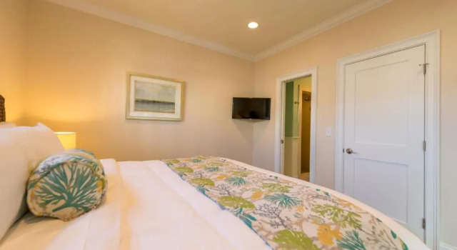 Коттедж The Newport Lofts - 543 Thames Street
