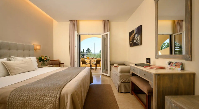 Трёхместный номер Standard Art Hotel Debono