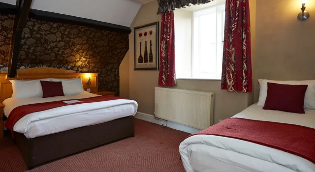Номер Standard Royal George Hotel by Greene King Inns