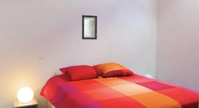 Le Petit Loft du Bourdigal, Забронировать Отель Ла-Флеш Sarthe