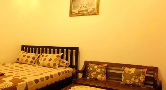 Sari Homestay, Rezerwuj Hotel Hotele w Depok z parkingiem, Parking