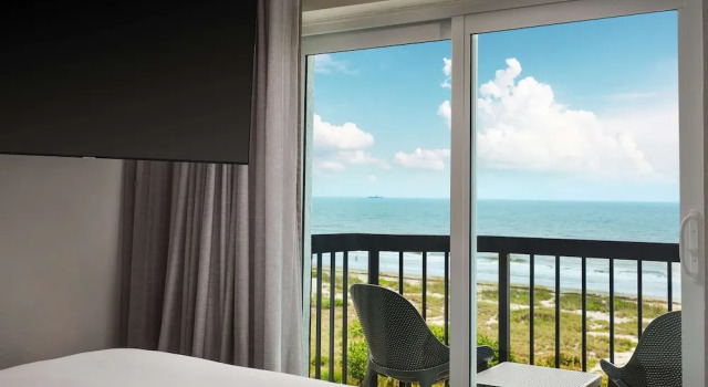 Двухместный номер с балконом и oceanfront Hilton Garden Inn Cocoa Beach Oceanfront
