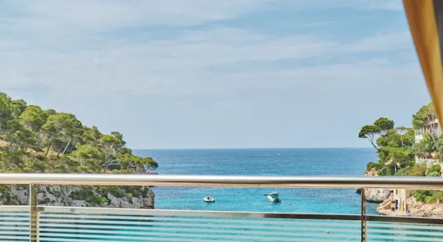 Люкс Comfort Hotel Apartamentos Cala Santanyi