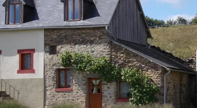 Gite Les Mesliers, Prenota Hotel Saint-Georges-sur-Erve 