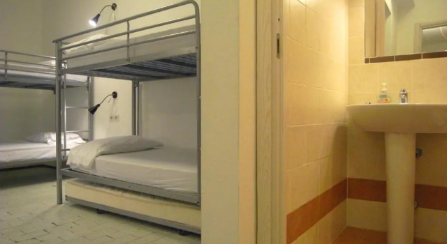 Seng i sovesal Hostel Colours