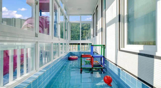 Номер Standard c 1 комнатой с балконом Gyeongju Liune Kids Pool Villa Pension