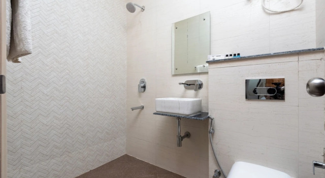 Номер Deluxe FabHotel Comfort N Stay - Huda City Centre Metro