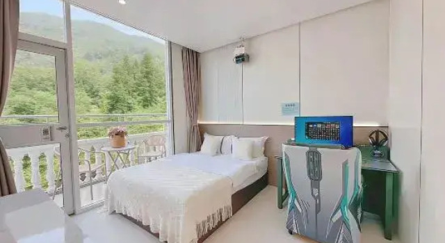 Yuxiang E-sports Homestay (Qiaogang Beach)