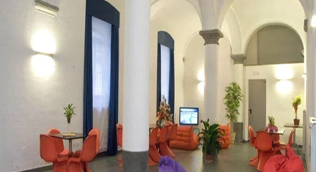 Fabric Hostel & Club, Book Hostel Portici Campania