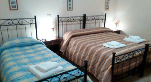 Le Pietre Ricce B&B, Prenota Bed & breakfast Roccamontepiano 