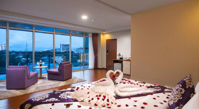 The Hub Hotel