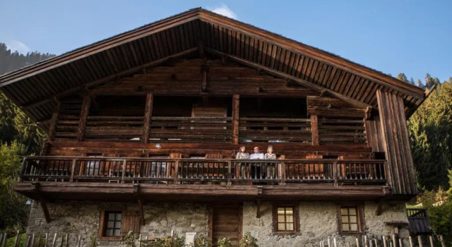 Chalet 1864, Забронировать Шале Виллы Овернь-Рона-Альпы, Вилла