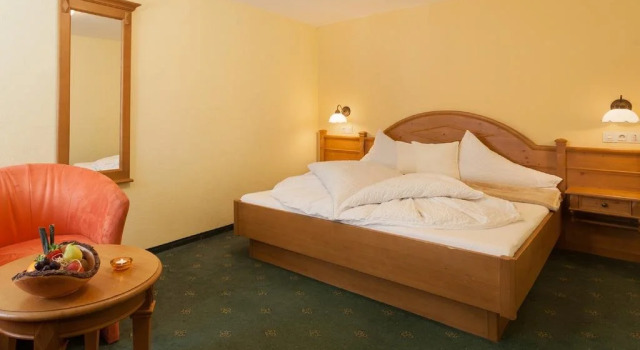 Posthotel Pfunds, Đặt Khách sạn Pfunds Tirol