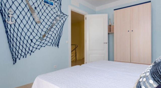 Espaiosa 2, Book Hotel Campos 