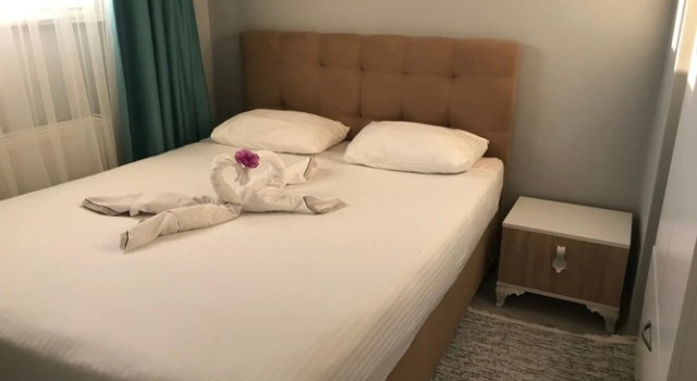 The House Otel, Boek Hotel  