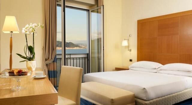Двухместный номер Superior с видом на море Hotel Raito