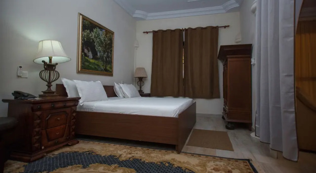 Deluxe room Aborigines beach resort