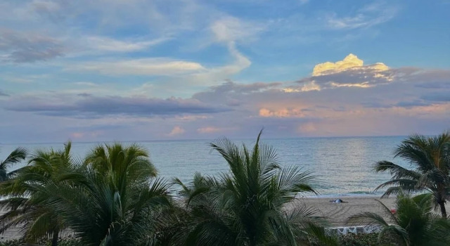 Полулюкс The Sea Lord Hotel & Suites (Adults Only)