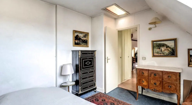 Rustic 3-bdr Family Apartment in Canal St. Martin, Забронировать Апартаменты/квартира 10-й округ: Республика Париж, рядом с Станция метро Rambuteau