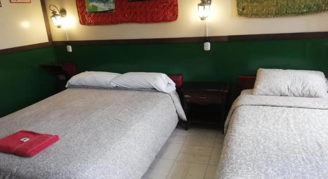 Flying Donkey Hostal - Hostel, Boek Hostel Otavalo Imbabura