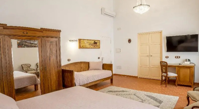 Номер Comfort Seranova Luxury Hotel