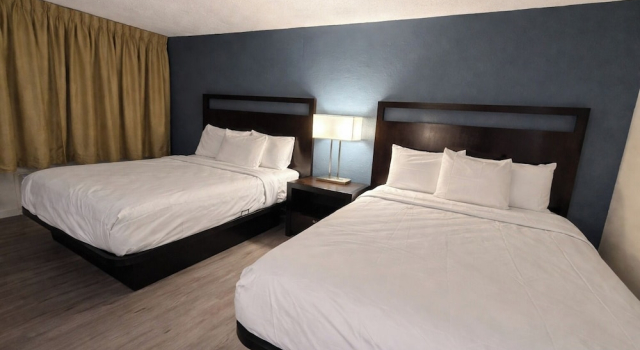 Двухместный номер Deluxe Express Inn & Suites Greensville TX
