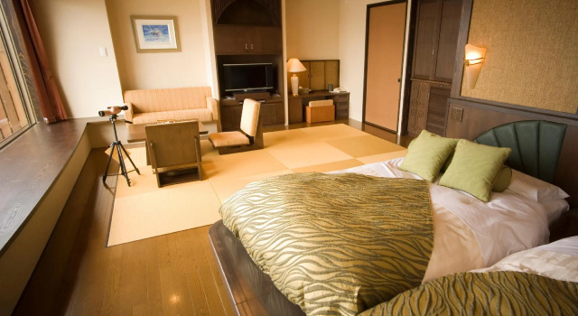 Номер Standard с видом на озеро Lake Saroma Tsuruga Resort