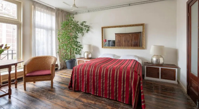 Номер Deluxe Amsterdam House Hotel